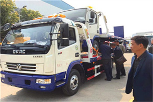 凤阳汽车道路救援拖车价格